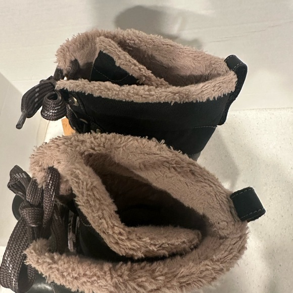 Timberland Mt Hope Mid Women’s Sz 8.5 Insulated Waterproof Black Winter Boots - Picture 6 of 16